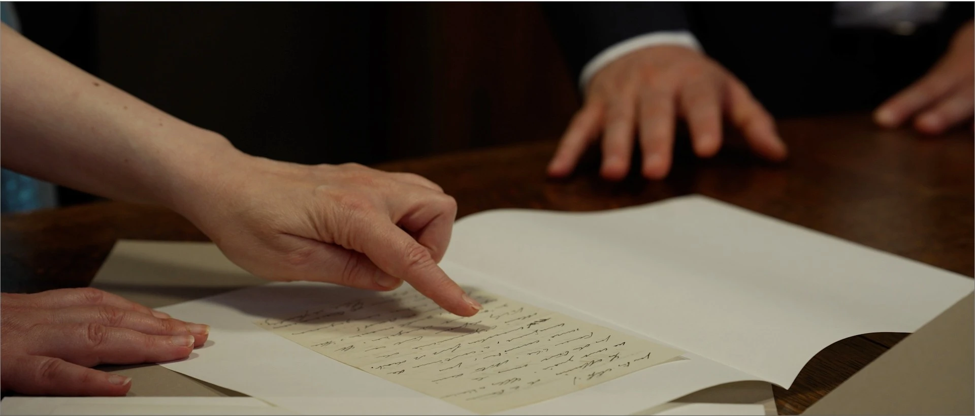 Letters from Charles de Gaulle Join France's National Heritage 